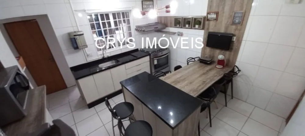 Casa, 3 quartos, 92 m² - Foto 2