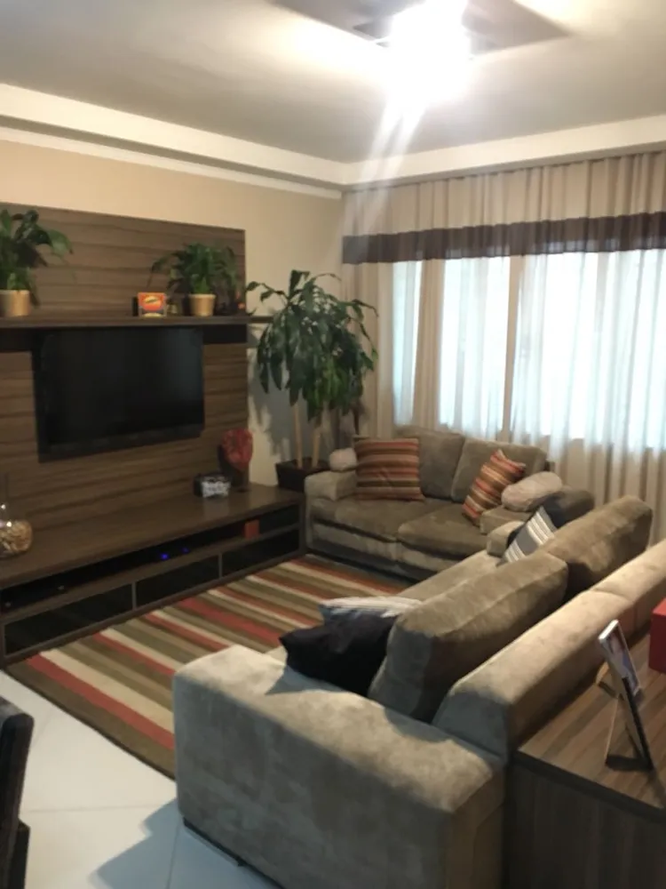 Casa, 3 quartos, 140 m² - Foto 2