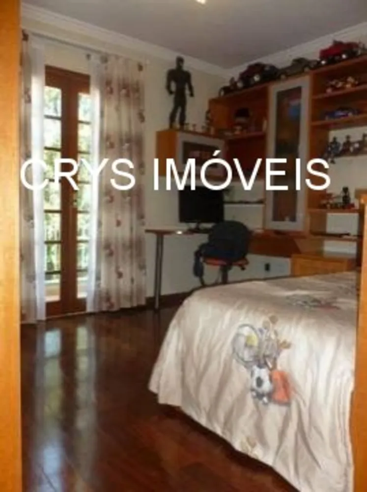 Casa, 3 quartos, 272 m² - Foto 1