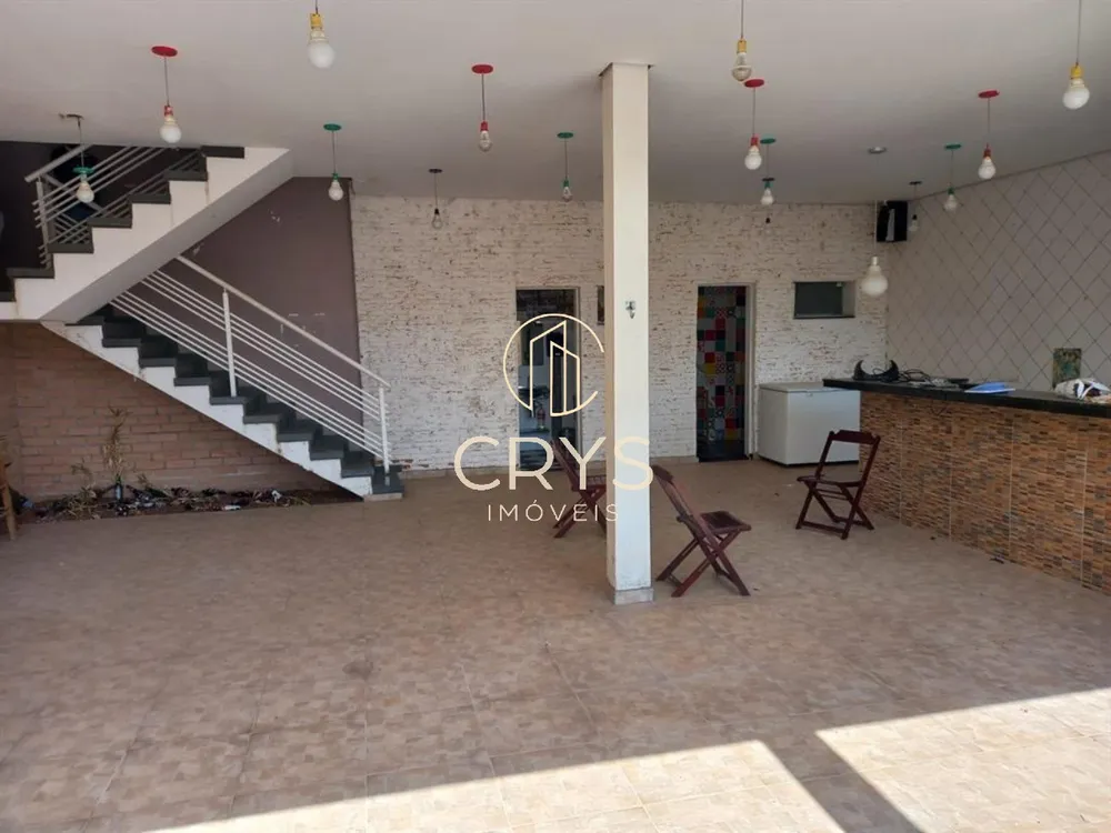 Casa, 3 quartos, 300 m² - Foto 11