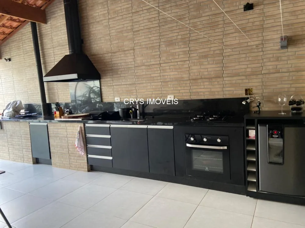Casa, 3 quartos, 250 m² - Foto 2