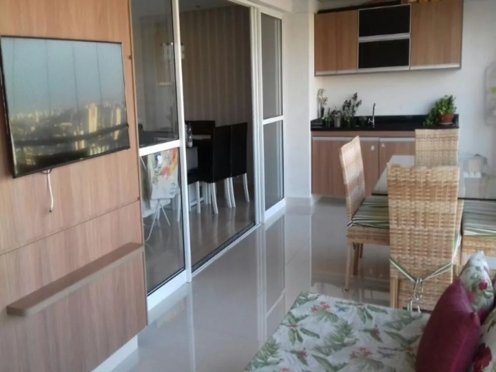 Apartamento, 3 quartos, 131 m² - Foto 1