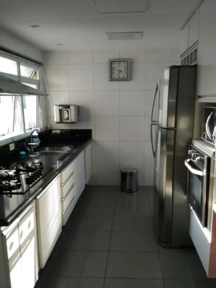 Apartamento, 3 quartos, 122 m² - Foto 2