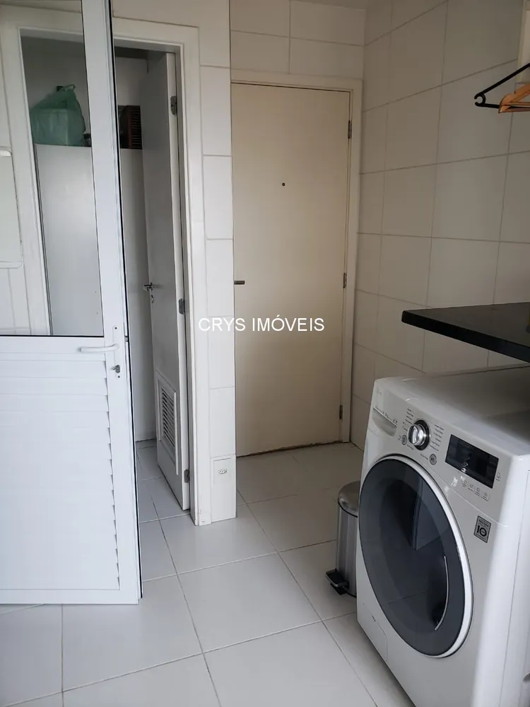 Apartamento, 3 quartos, 189 m² - Foto 2