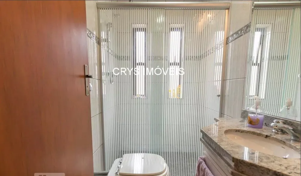 Casa, 3 quartos, 241 m² - Foto 2
