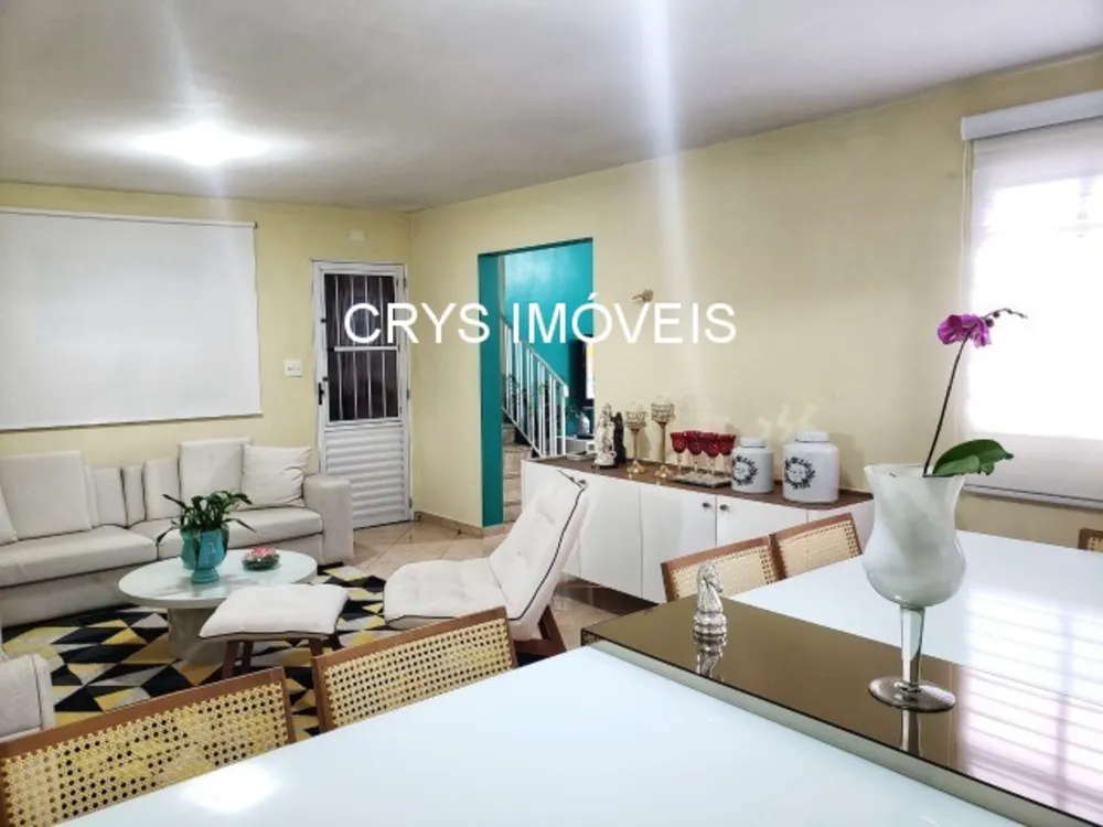 Casa, 3 quartos, 250 m² - Foto 1