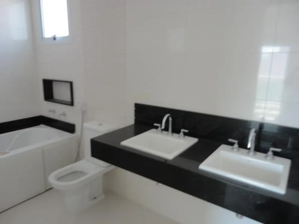 Apartamento, 4 quartos, 228 m² - Foto 2