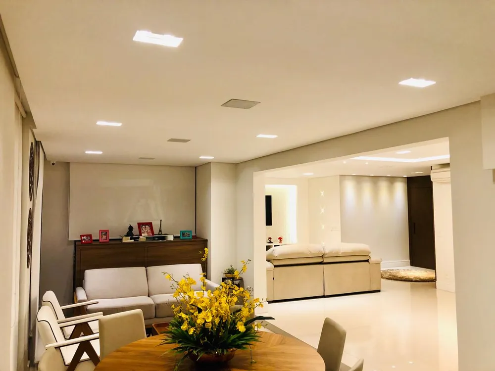Apartamento, 3 quartos, 190 m² - Foto 2
