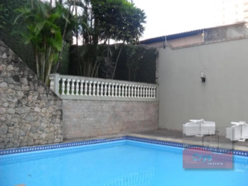 Cobertura, 3 quartos, 228 m² - Foto 2