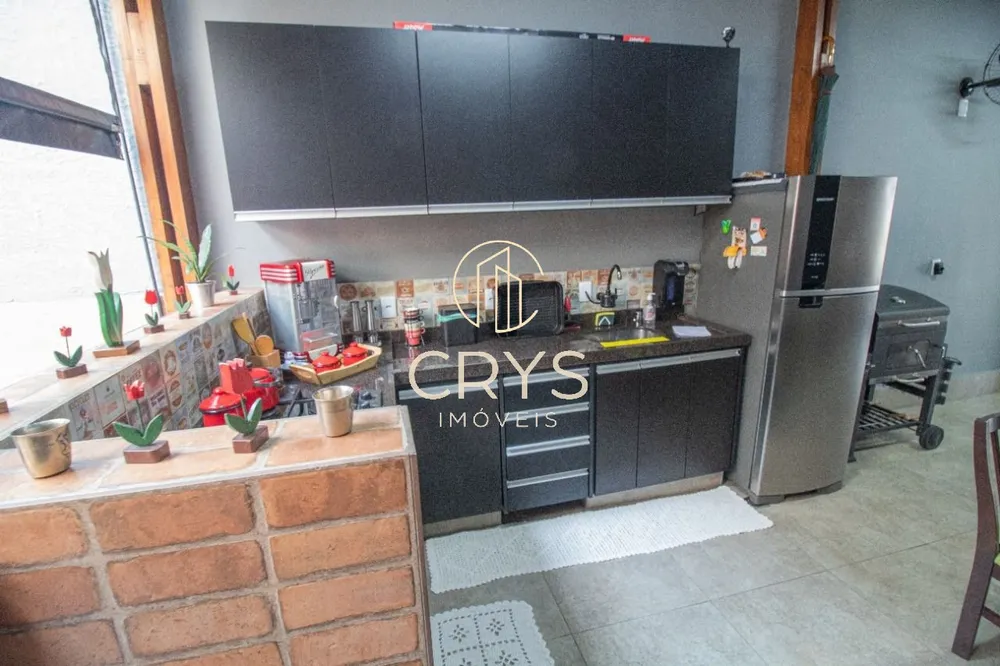 Casa, 3 quartos, 225 m² - Foto 13