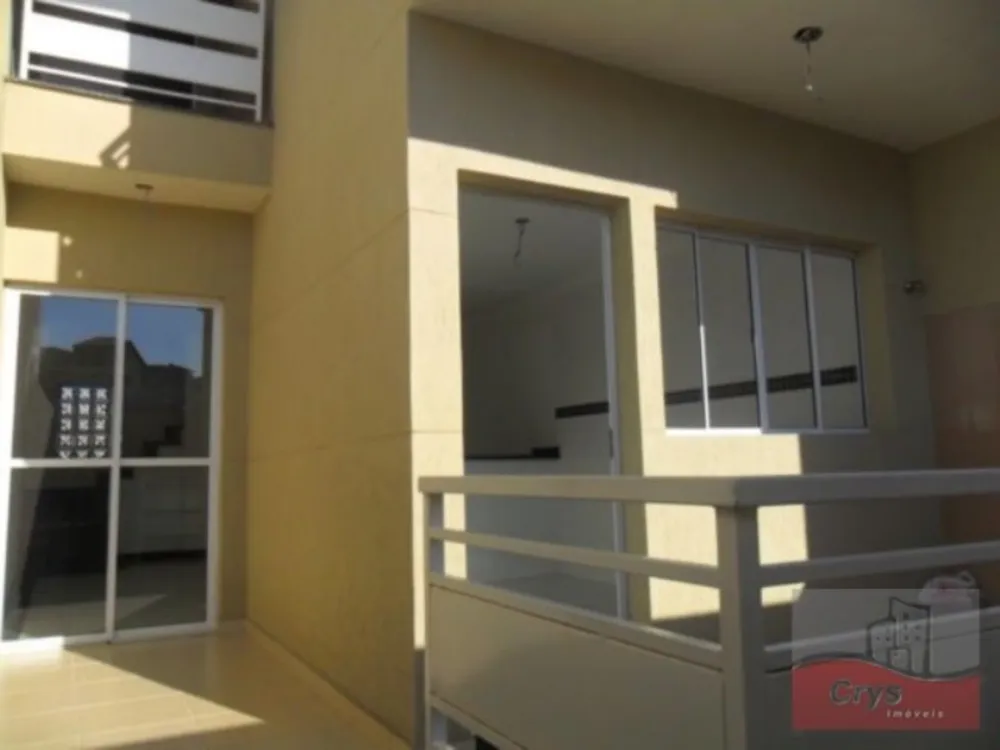Sobrado, 3 quartos, 240 m² - Foto 1