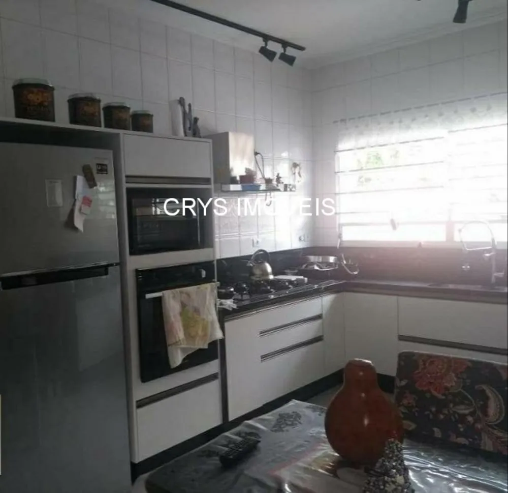 Casa, 3 quartos, 277 m² - Foto 1