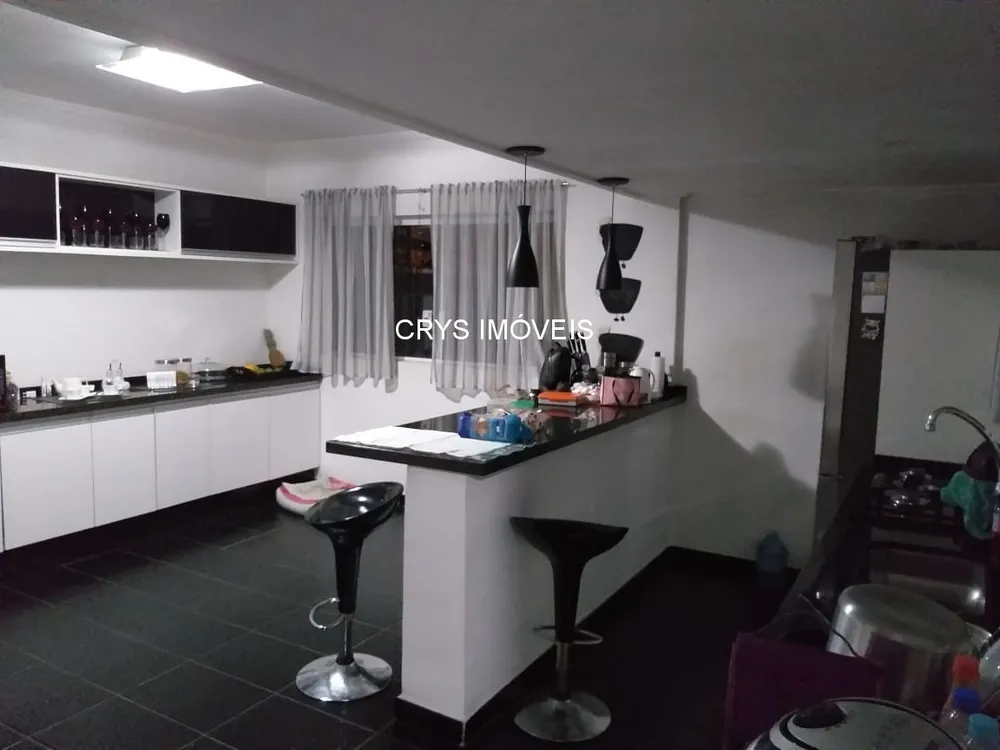 Casa, 3 quartos, 212 m² - Foto 8