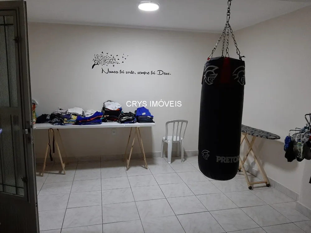 Casa, 4 quartos, 180 m² - Foto 4