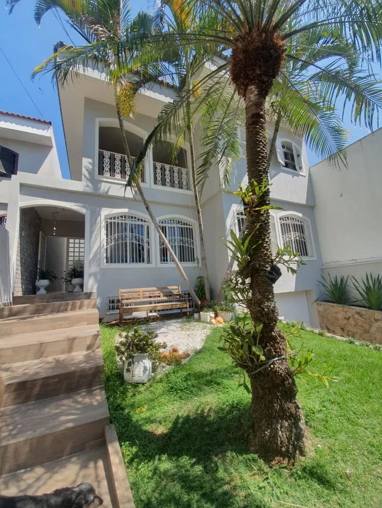 Casa, 3 quartos, 380 m² - Foto 1