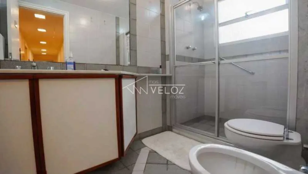Apartamento, 4 quartos, 250 m² - Foto 1