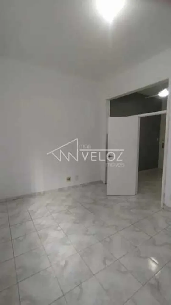 Apartamento, 1 quarto, 28 m² - Foto 2