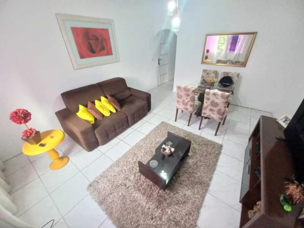 Apartamento à venda com 2 quartos, 70m² - Foto 1