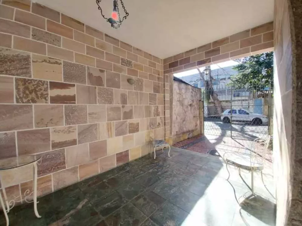 Casa, 5 quartos, 340 m² - Foto 2