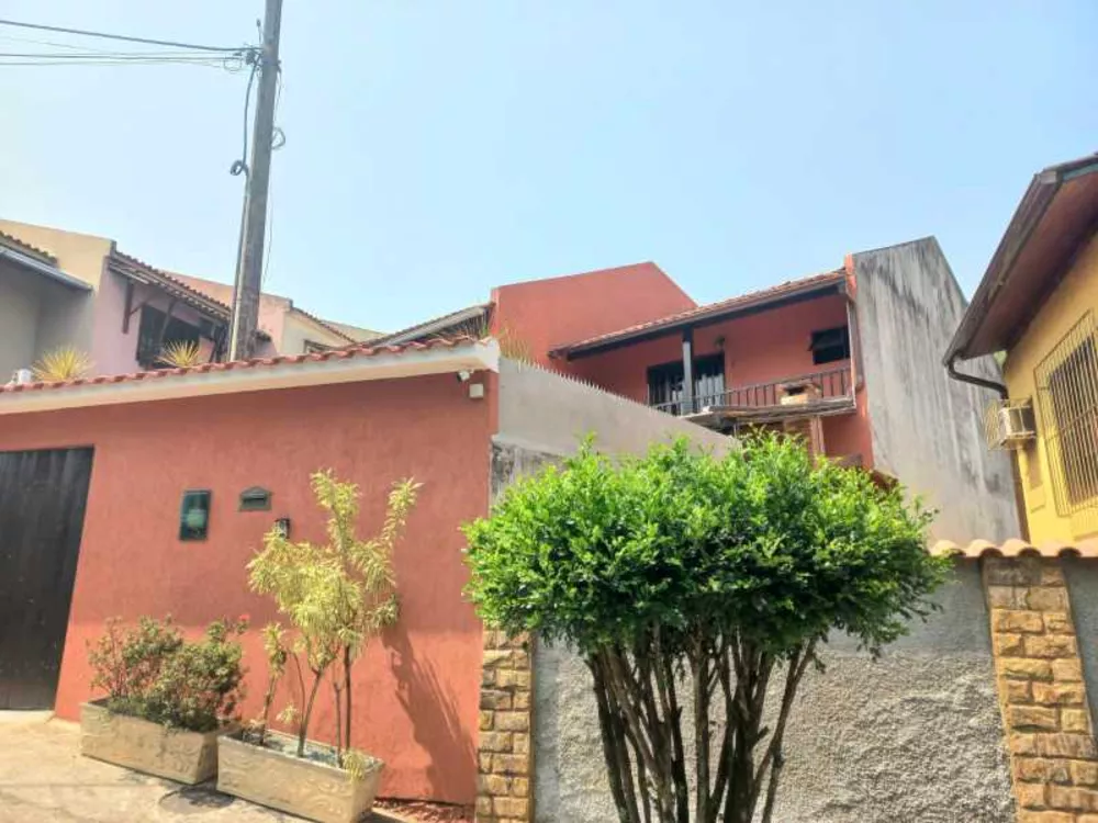 Casa, 3 quartos, 96 m² - Foto 1