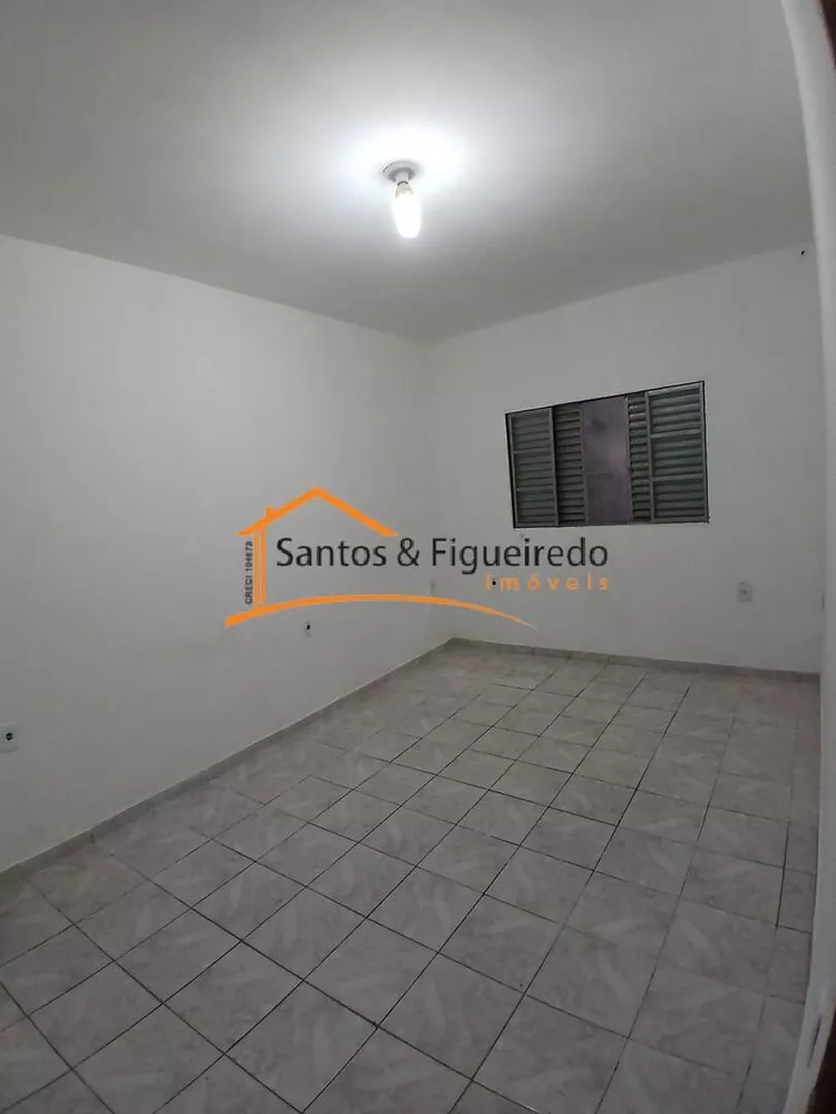 Casa para alugar com 1 quarto, 35m² - Foto 4