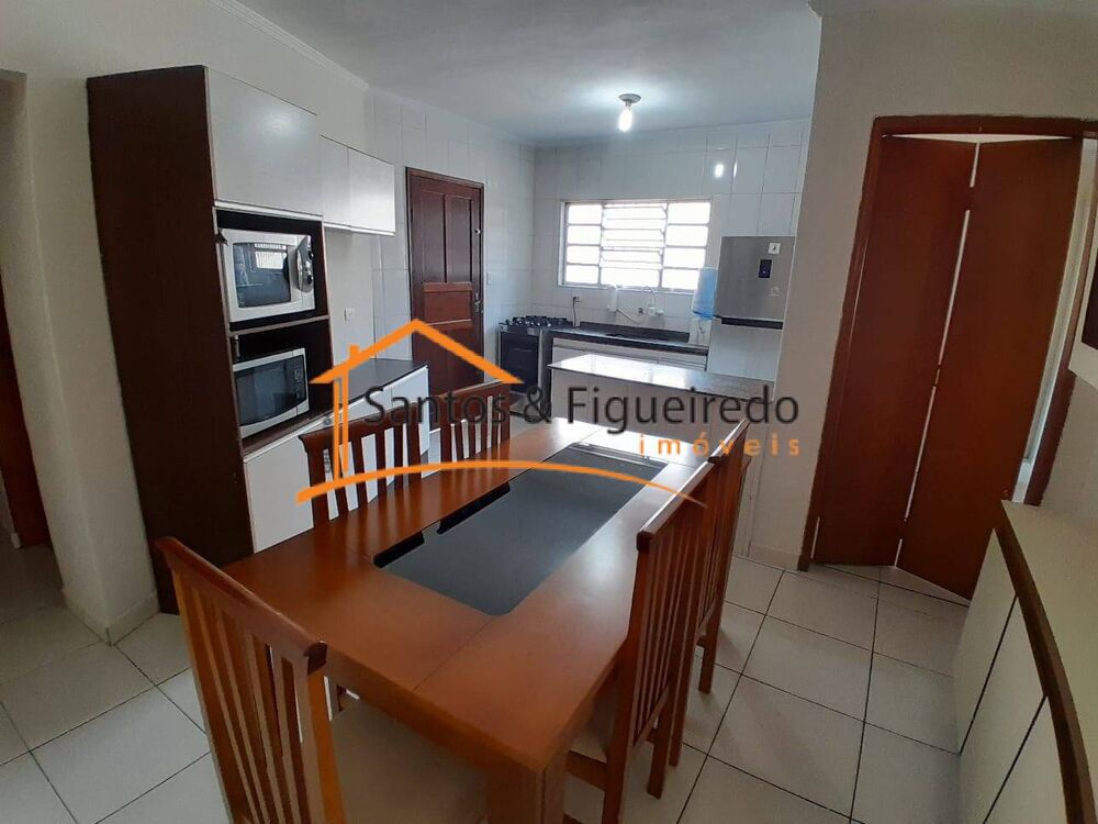 Casa, 3 quartos, 175 m² - Foto 2