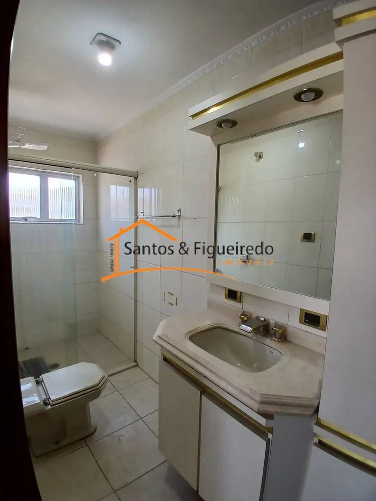 Casa, 3 quartos, 250 m² - Foto 4