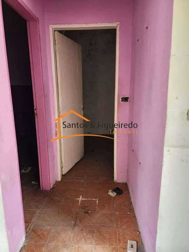 Casa à venda com 1 quarto, 250m² - Foto 16