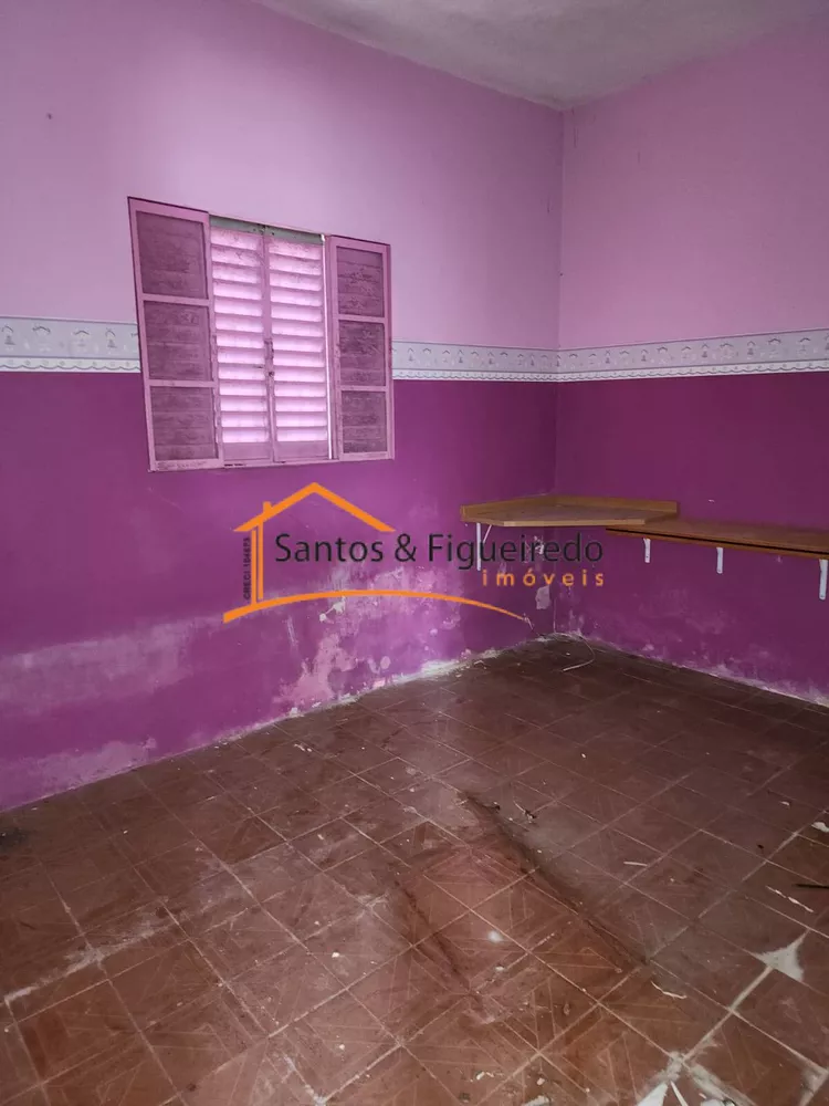 Casa à venda com 1 quarto, 250m² - Foto 14