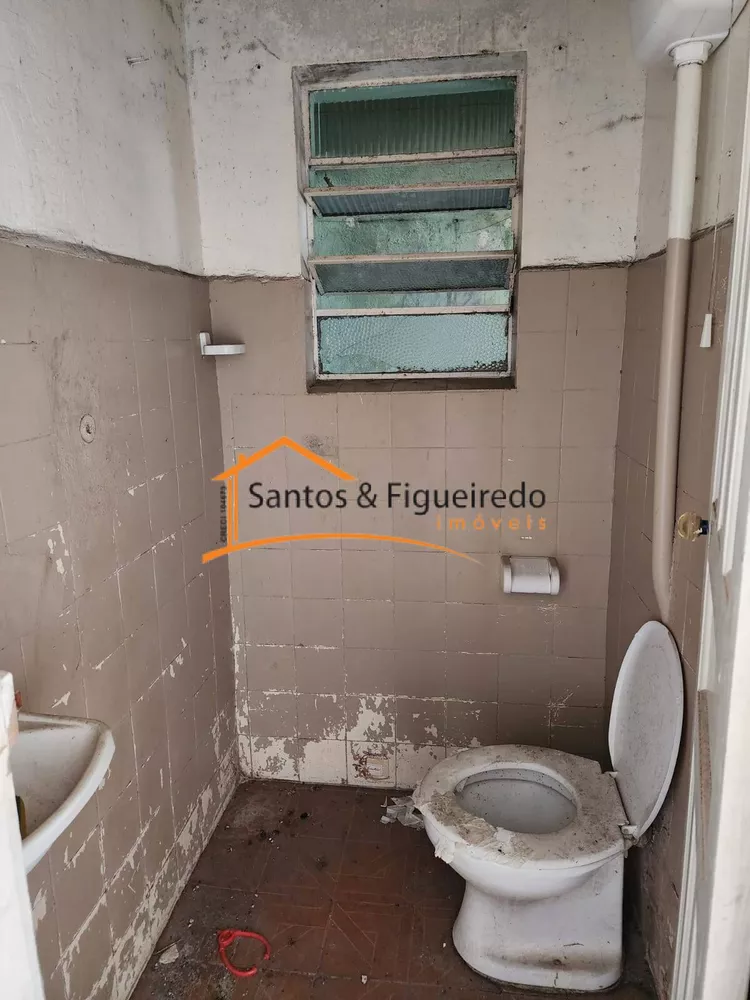 Casa à venda com 1 quarto, 250m² - Foto 15