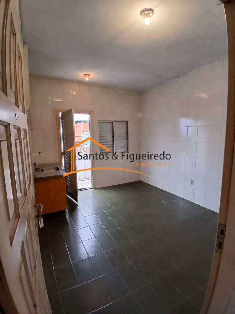 Casa para alugar com 1 quarto, 25m² - Foto 1