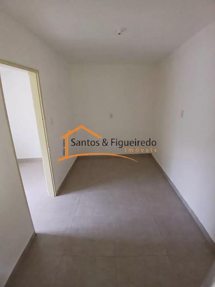 Casa para alugar com 1 quarto, 40m² - Foto 4