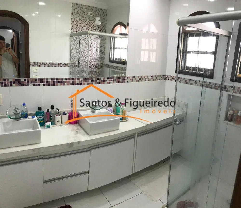 Casa, 3 quartos, 200 m² - Foto 3