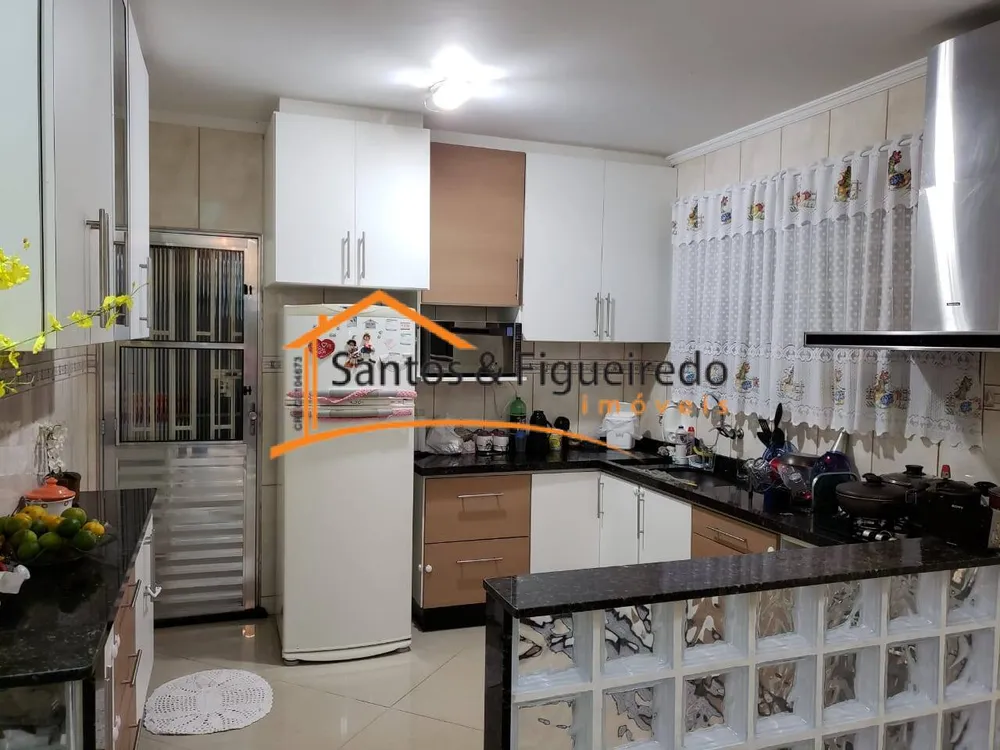 Casa, 3 quartos, 203 m² - Foto 4