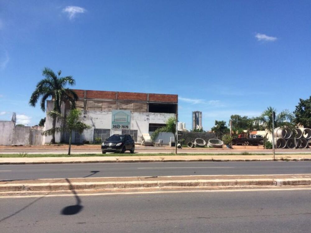 Prédio Inteiro - Foto 1