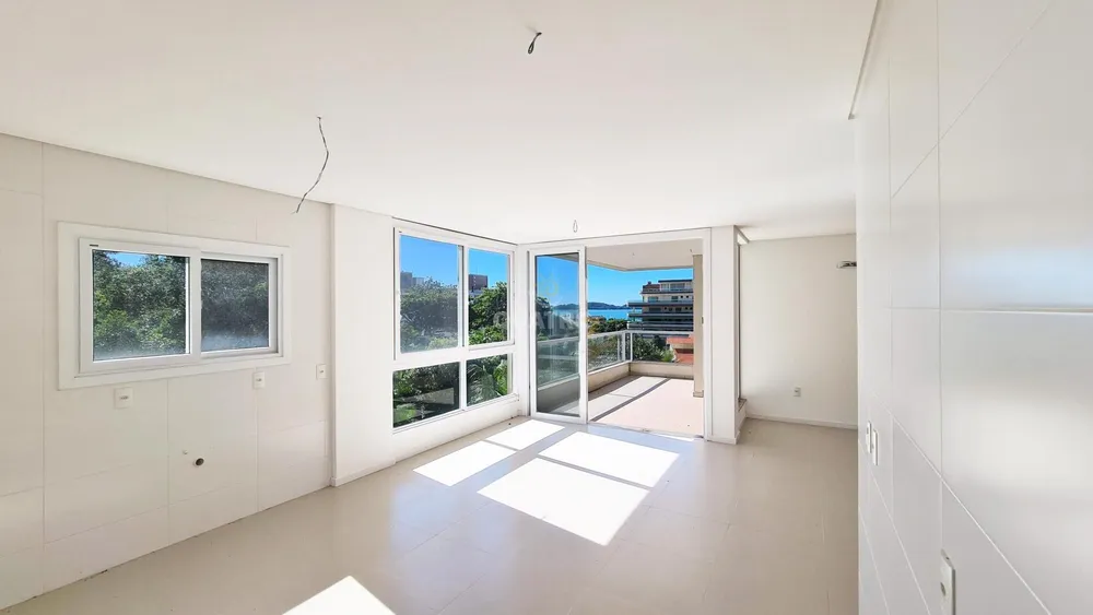 Apartamento, 3 quartos, 141 m² - Foto 2