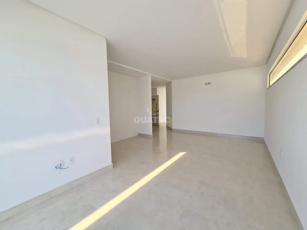 Apartamento, 3 quartos, 100 m² - Foto 2