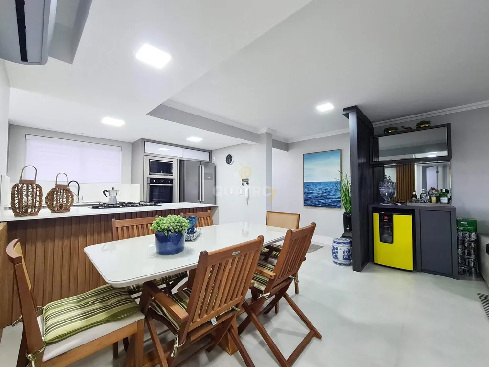 Apartamento, 3 quartos, 95 m² - Foto 1