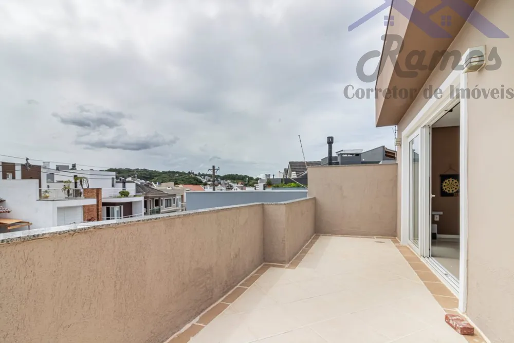 Casa, 3 quartos, 244 m² - Foto 1