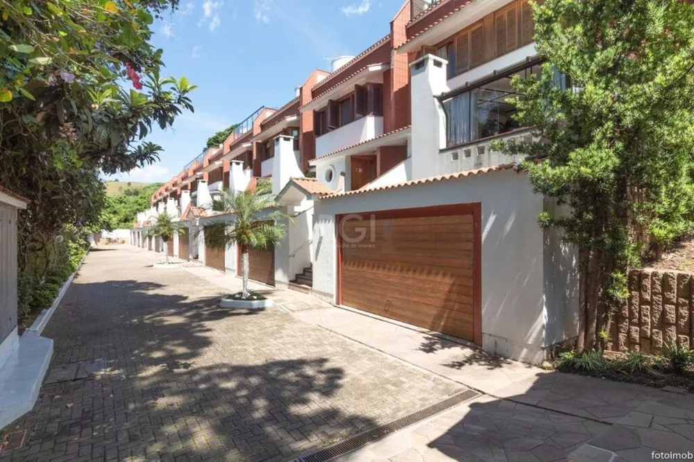Casa, 5 quartos, 307 m² - Foto 1