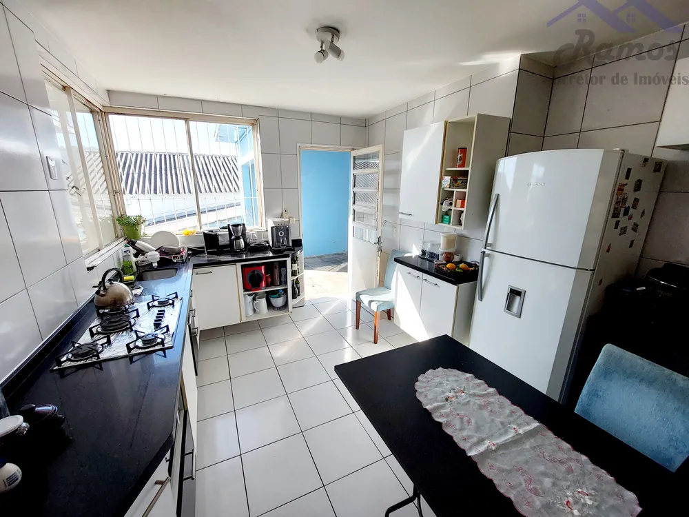 Casa, 4 quartos, 215 m² - Foto 4