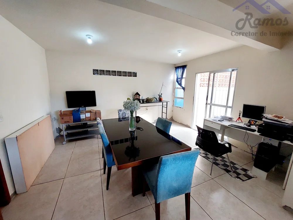 Casa, 4 quartos, 215 m² - Foto 3