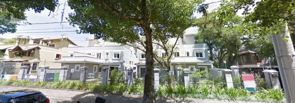 Casa, 3 quartos, 241 m² - Foto 3