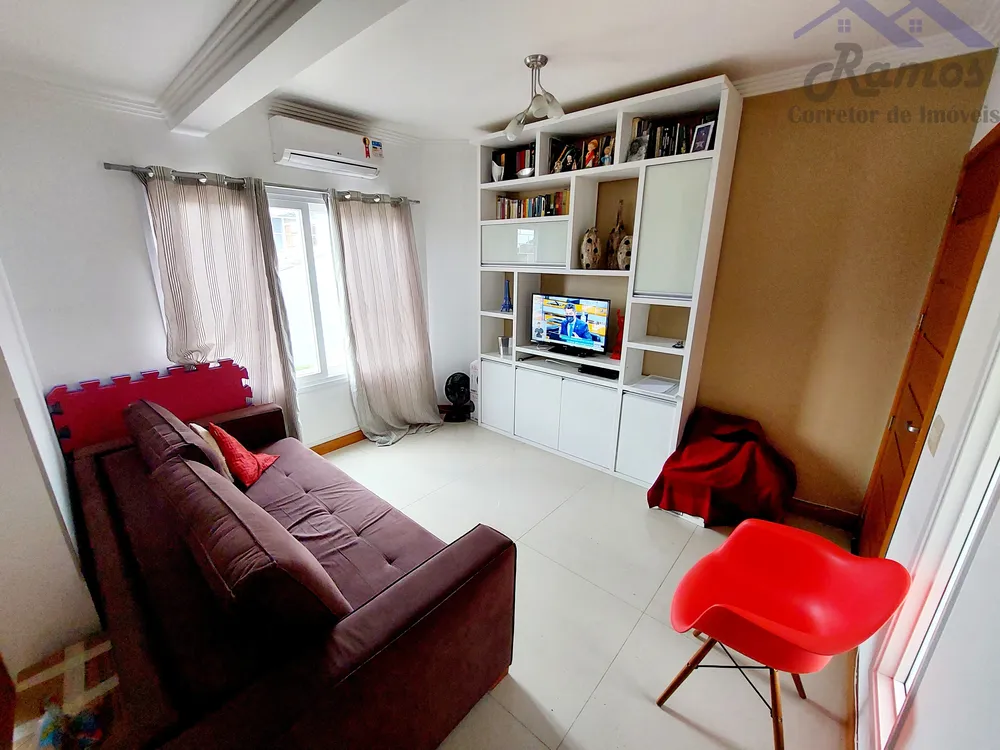 Sobrado, 3 quartos, 215 m² - Foto 2