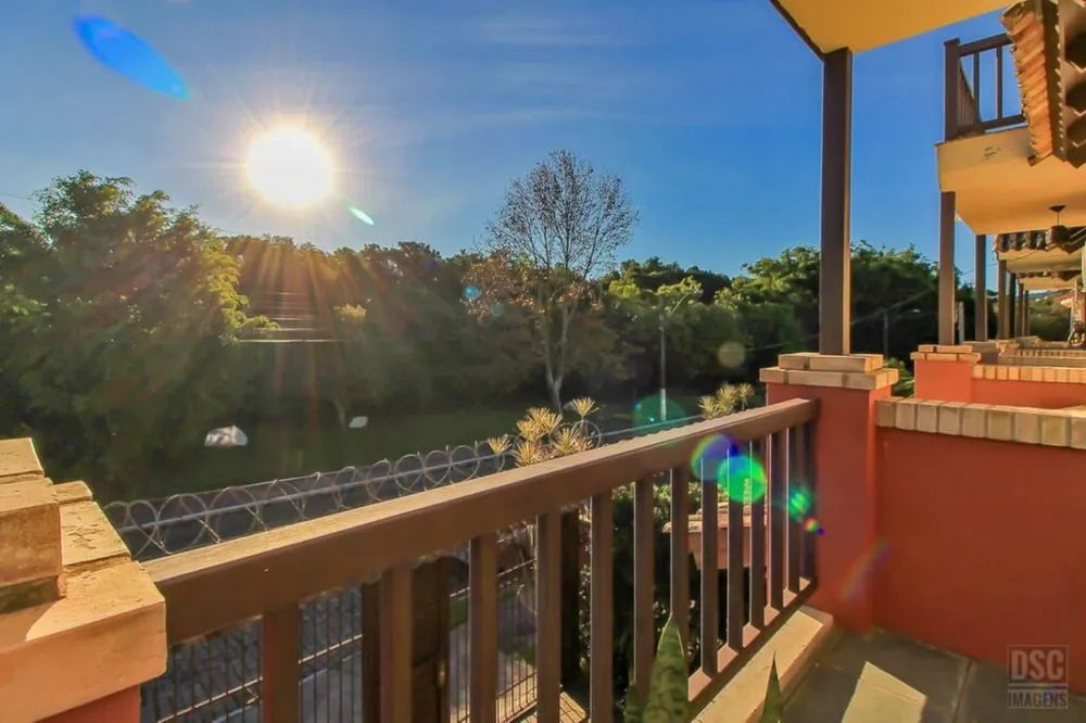 Casa, 3 quartos, 266 m² - Foto 2