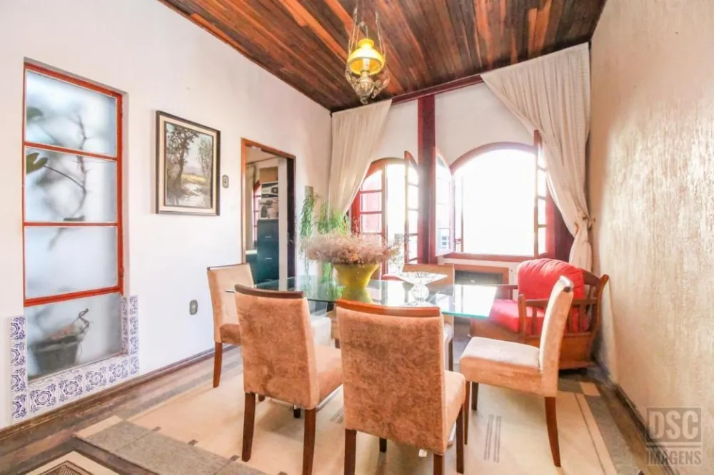 Casa, 5 quartos, 220 m² - Foto 3