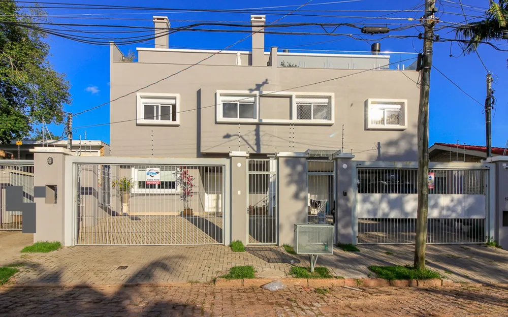 Casa, 3 quartos, 197 m² - Foto 1