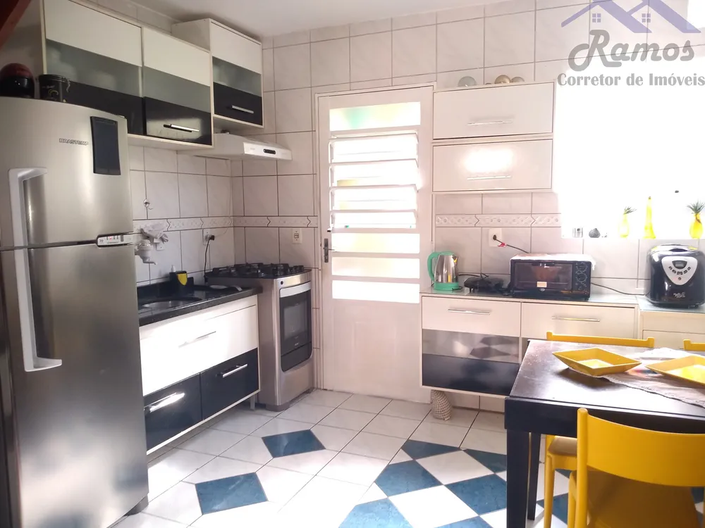 Casa, 3 quartos, 94 m² - Foto 4