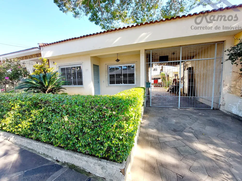 Casa, 3 quartos, 217 m² - Foto 1