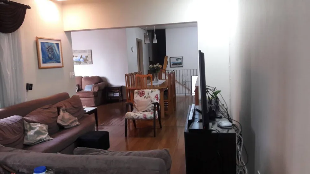 Casa, 7 quartos, 340 m² - Foto 3